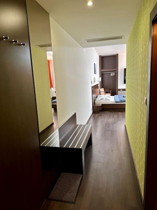 Apartman Priamo Na Hlavnej Ulici コシツェ エクステリア 写真